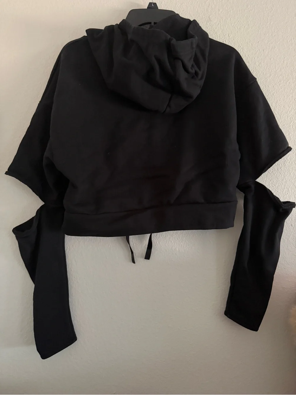 Alo Yoga Cropped Hoodie Black Peak Elbow Sleeves Activewear